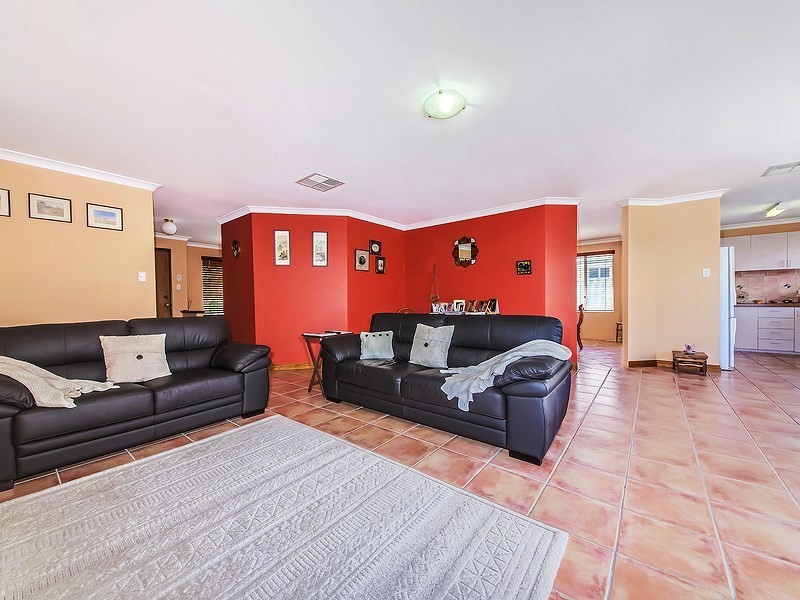 22b Josephine Way, Alexander Heights WA 6064