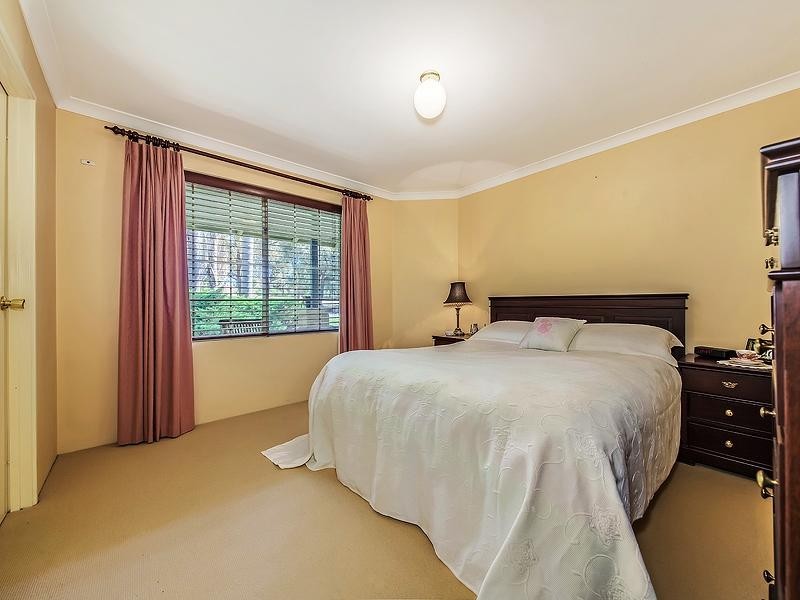 22b Josephine Way, Alexander Heights WA 6064