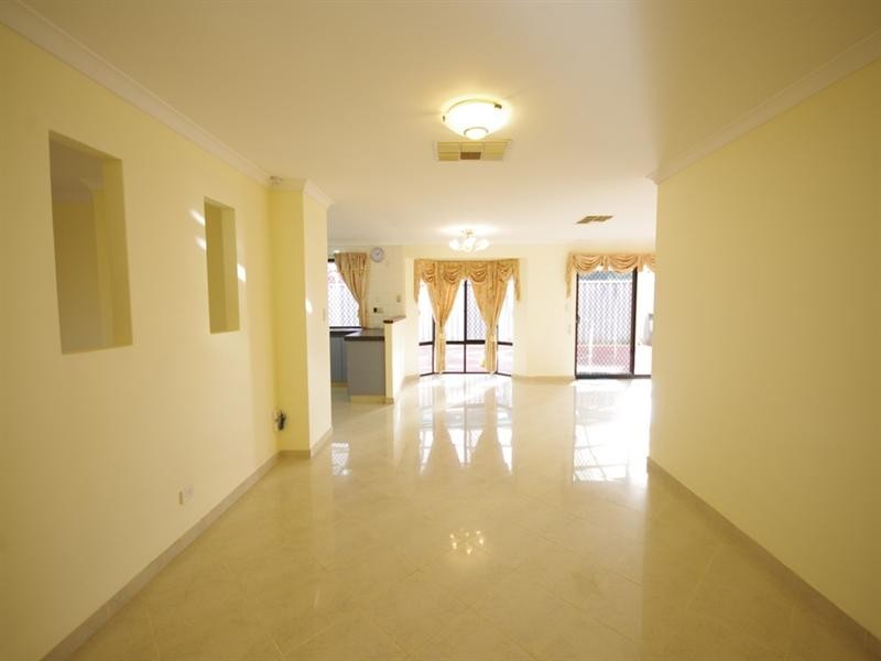 54 Fenchurch Street, Alexander Heights WA 6064