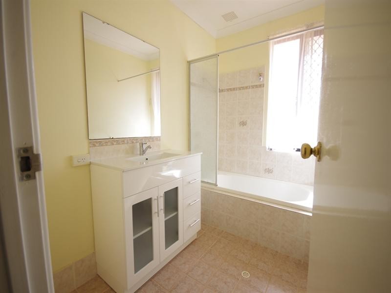 54 Fenchurch Street, Alexander Heights WA 6064