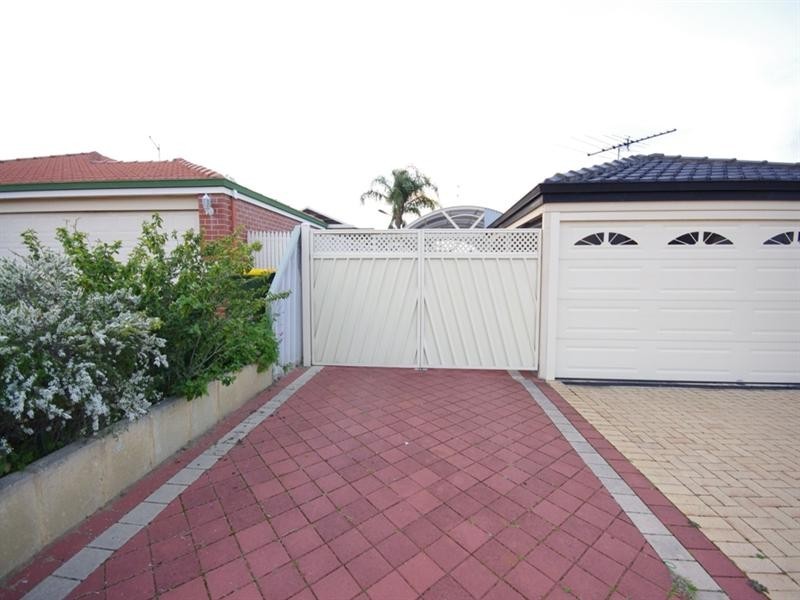 54 Fenchurch Street, Alexander Heights WA 6064