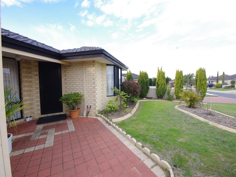 54 Fenchurch Street, Alexander Heights WA 6064