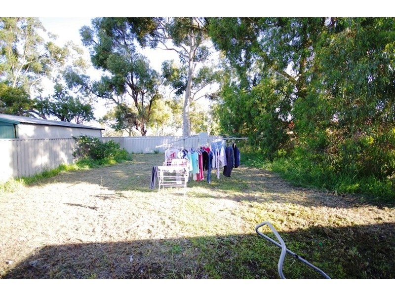 8 Connell Way, Girrawheen WA 6064