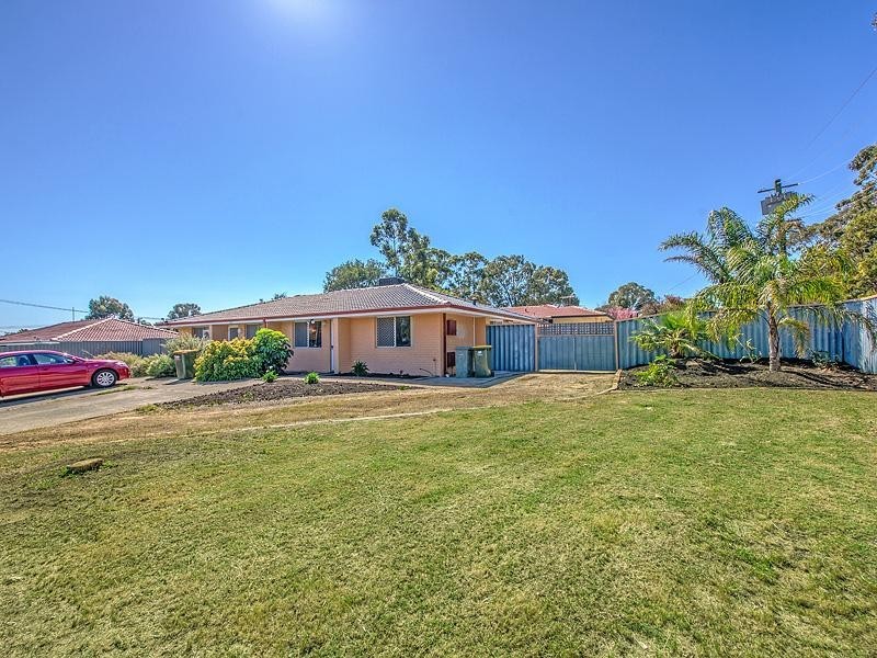 16A Koman Way, Girrawheen WA 6064