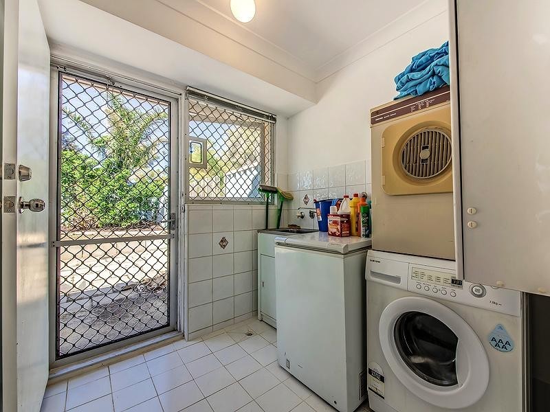 16A Koman Way, Girrawheen WA 6064