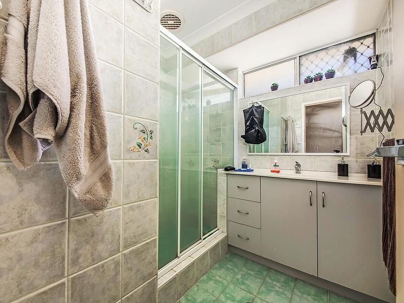16A Koman Way, Girrawheen WA 6064