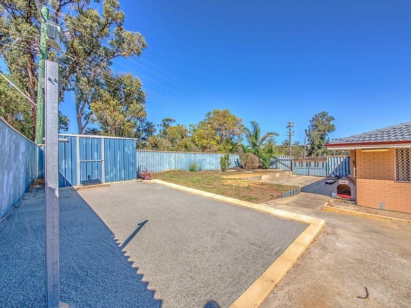 16A Koman Way, Girrawheen WA 6064