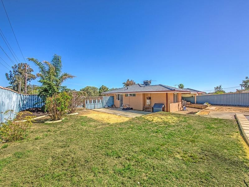 16A Koman Way, Girrawheen WA 6064