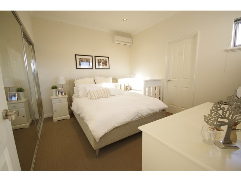 22c Ravenswood Drive, Nollamara WA 6061