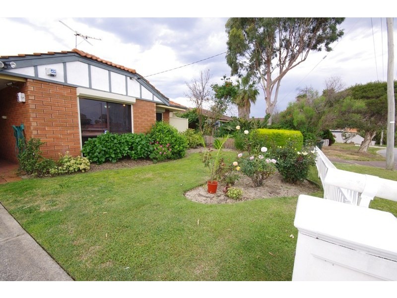 30 Barrallier Circle, Mirrabooka WA 6061