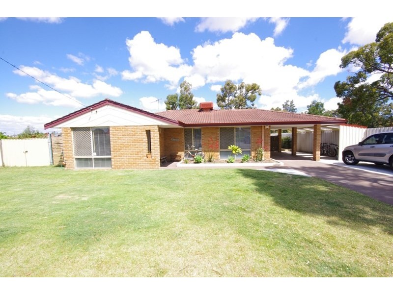 25 Foxglove Gardens, Mirrabooka WA 6061