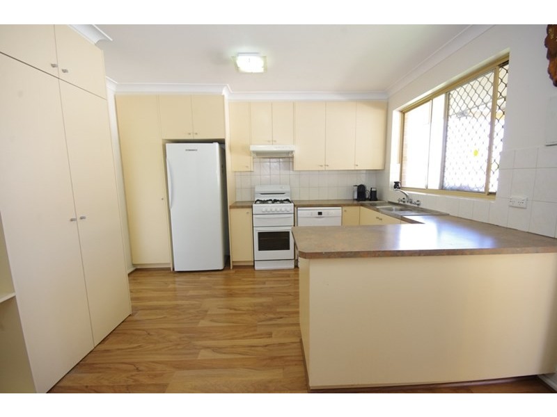 25 Foxglove Gardens, Mirrabooka WA 6061