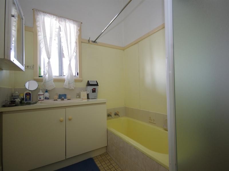 4 Croydon Street, Dianella WA 6059