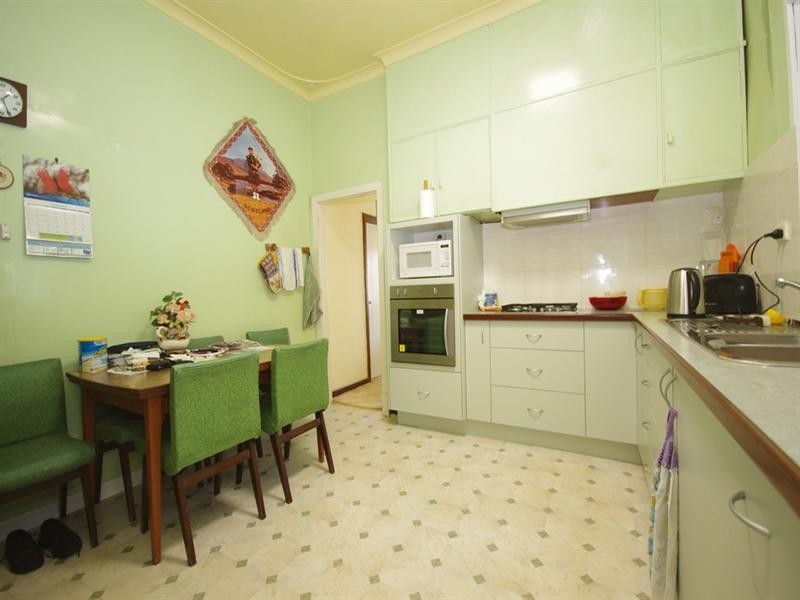 4 Croydon Street, Dianella WA 6059