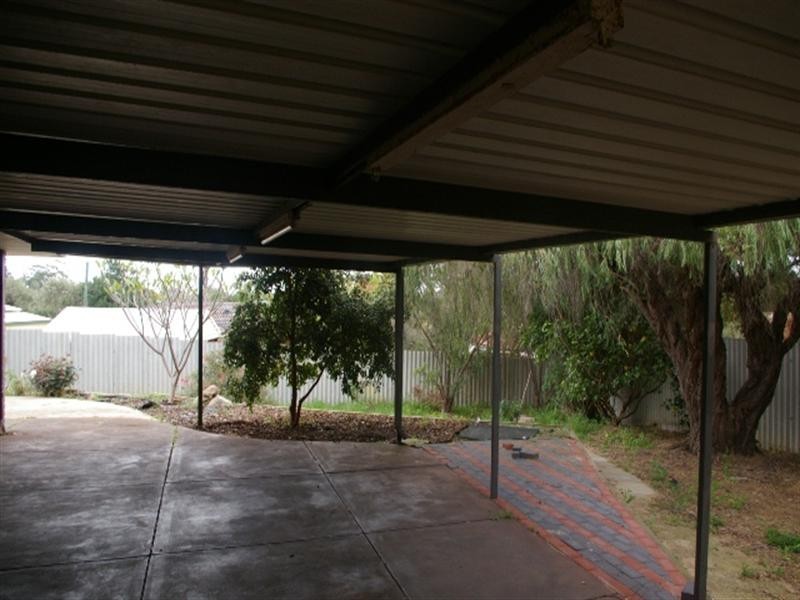14 Roxwell Way, Girrawheen WA 6064