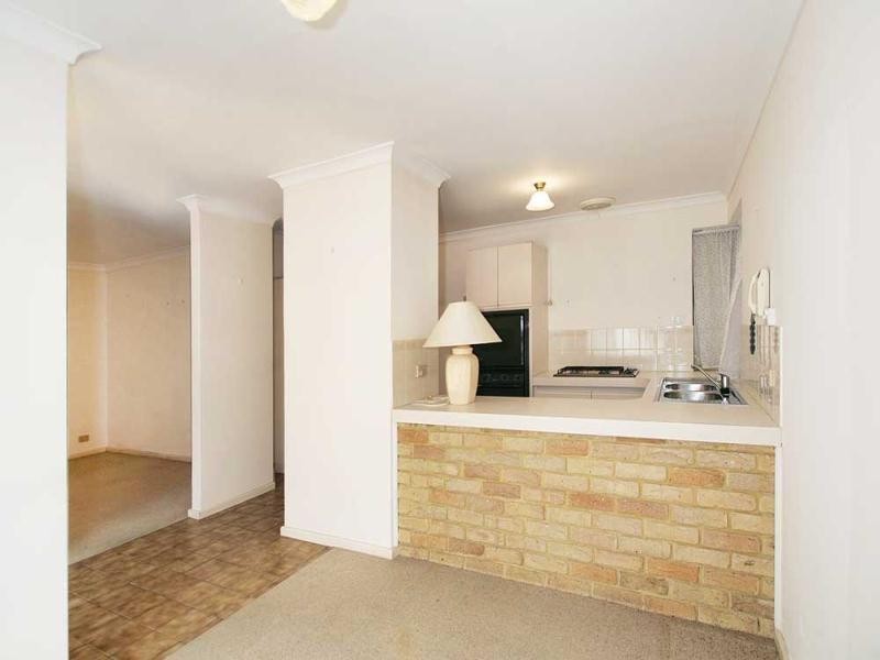 39 Moulden Avenue, Yokine WA 6060