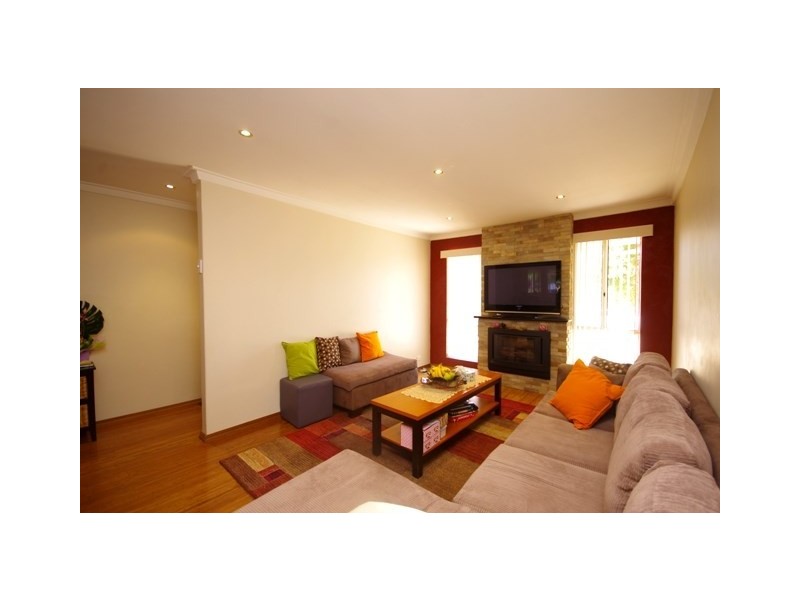 5 Hadleigh Way, Girrawheen WA 6064