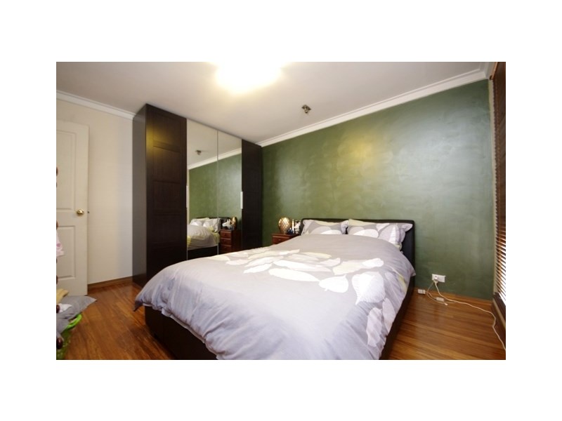 5 Hadleigh Way, Girrawheen WA 6064