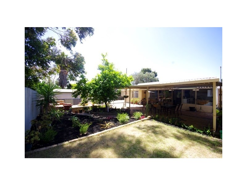 5 Hadleigh Way, Girrawheen WA 6064