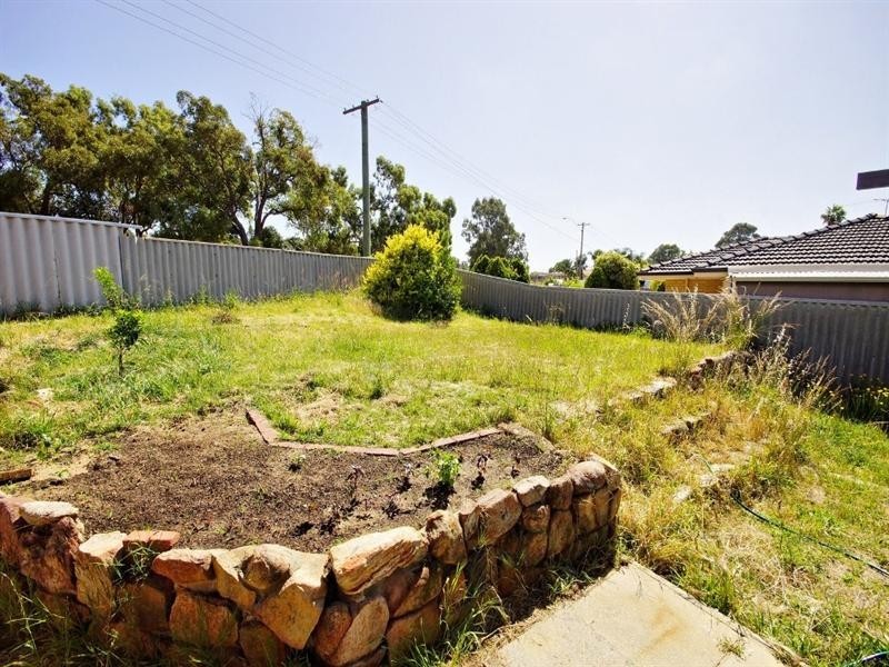 14 Gratwick Way, Koondoola WA 6064