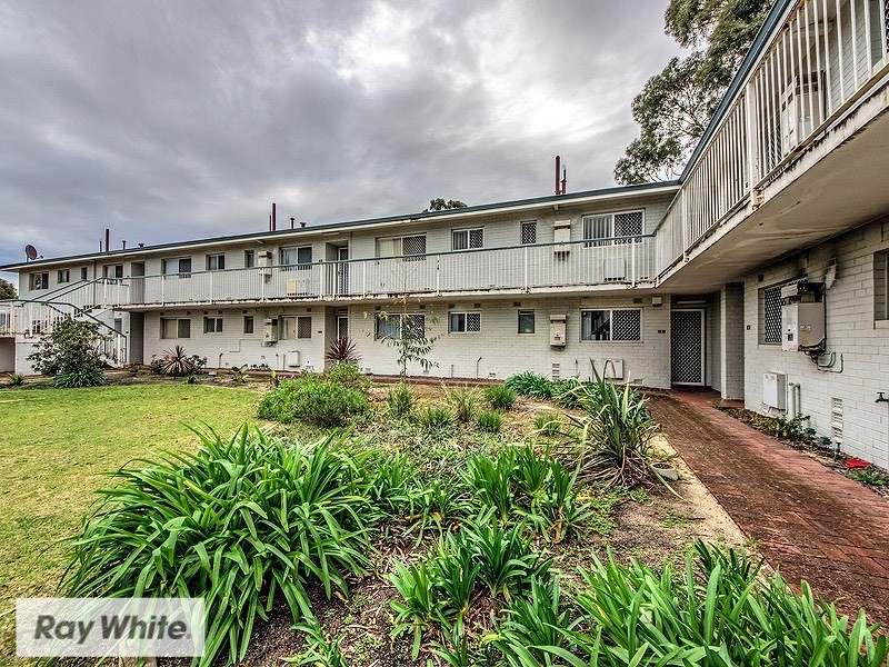 3/26 Salcott Road, Girrawheen WA 6064