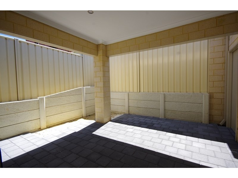 11b Kimbara Street, Nollamara WA 6061