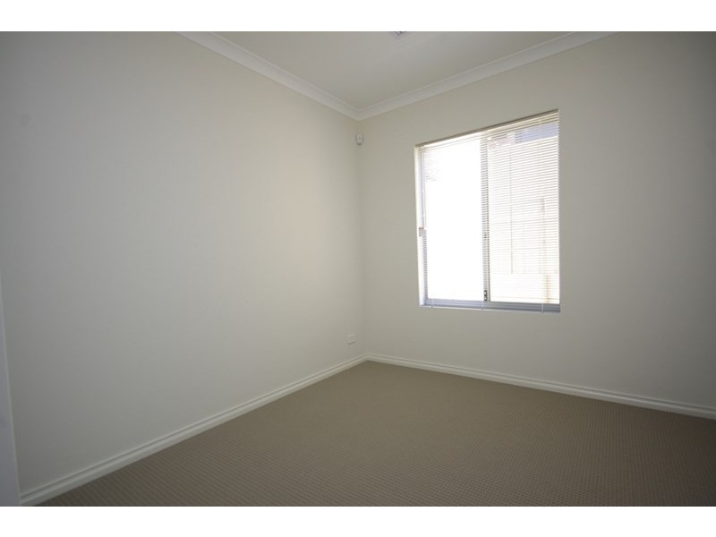 11b Kimbara Street, Nollamara WA 6061