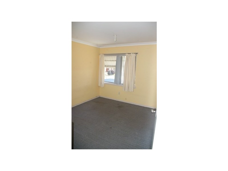 16E Wardlow Way, Balga WA 6061
