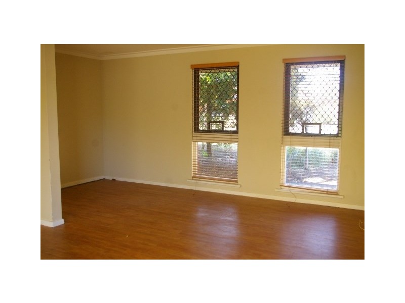 15 Strathaven Crescent, Greenwood WA 6024