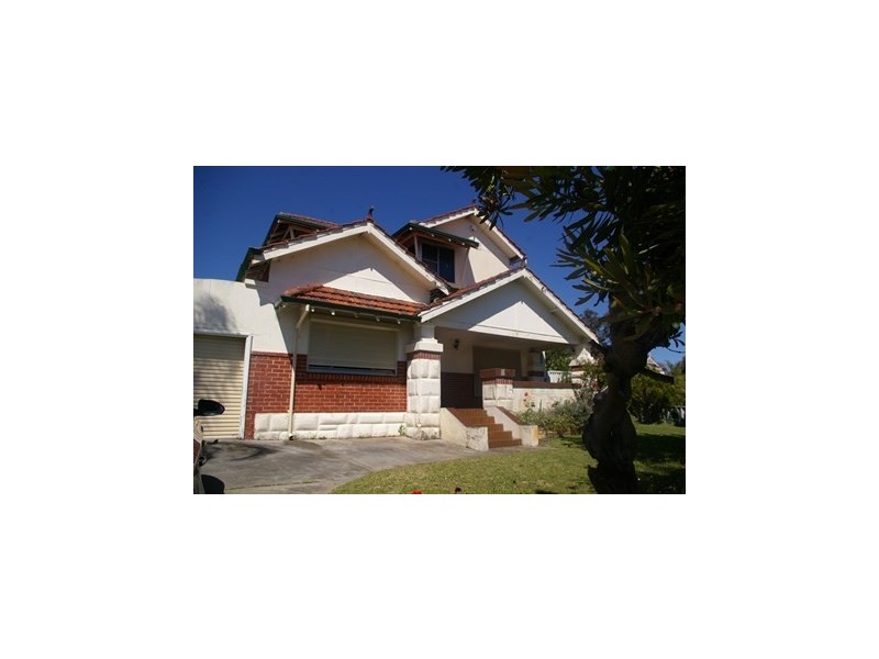 162 Roberts Street, Como WA 6152