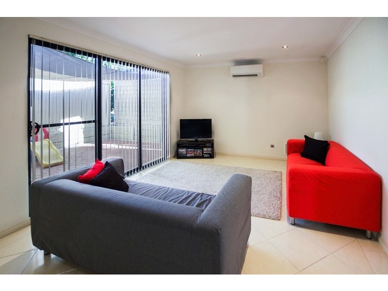 6c Currong Way, Nollamara WA 6061