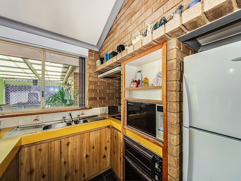 25 Garling Street, Kardinya WA 6163