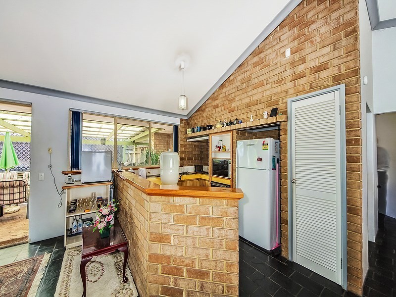 25 Garling Street, Kardinya WA 6163