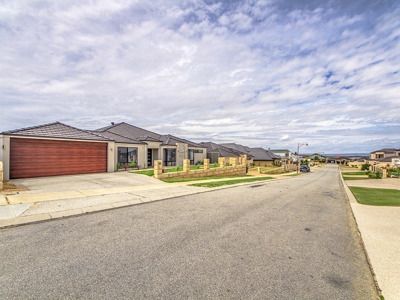 16 Magill Street, Landsdale WA 6065