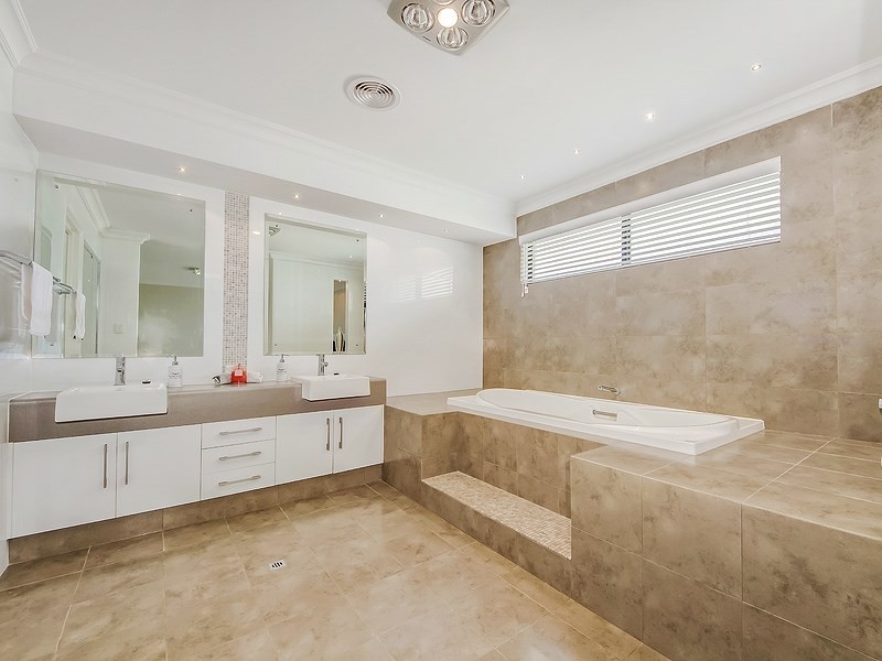 16 Magill Street, Landsdale WA 6065