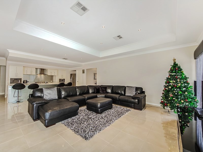 16 Magill Street, Landsdale WA 6065