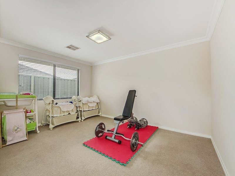 16 Magill Street, Landsdale WA 6065