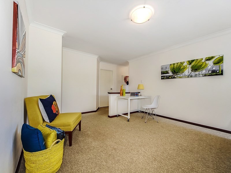 4/137 Reynolds Road, Mount Pleasant WA 6153