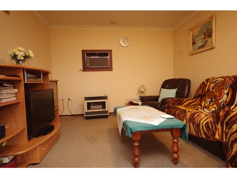 10 Reeves Court, Westminster WA 6061