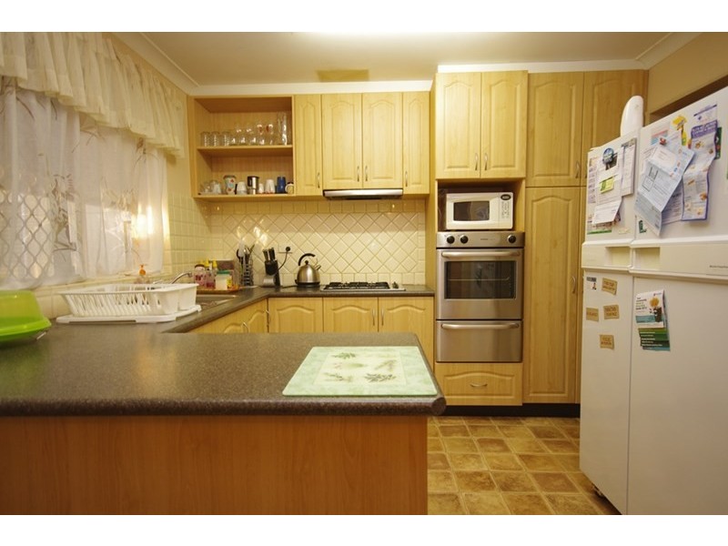 10 Reeves Court, Westminster WA 6061