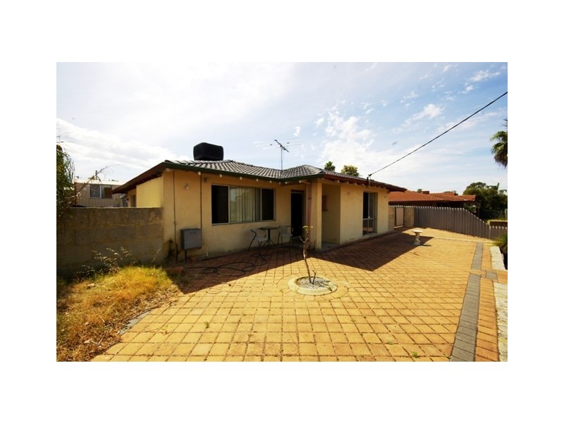 166 Princess Road, Balga WA 6061