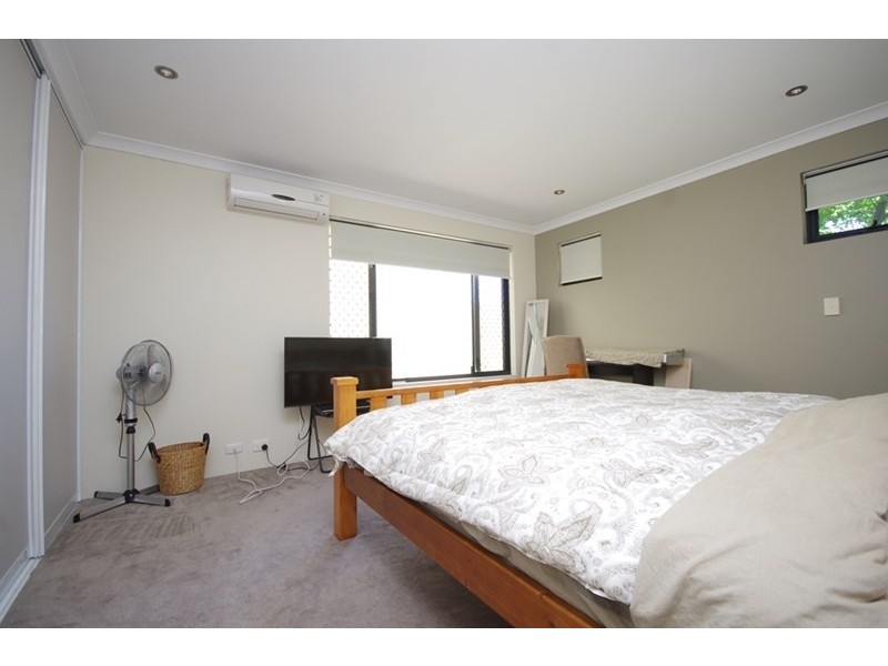 5b Piedmont Court, Nollamara WA 6061