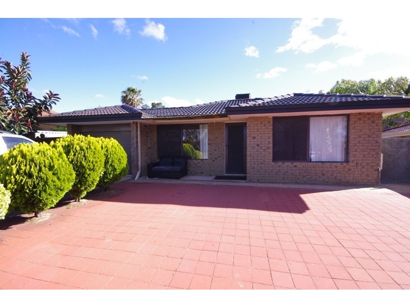 15 Cedar Court, Mirrabooka WA 6061