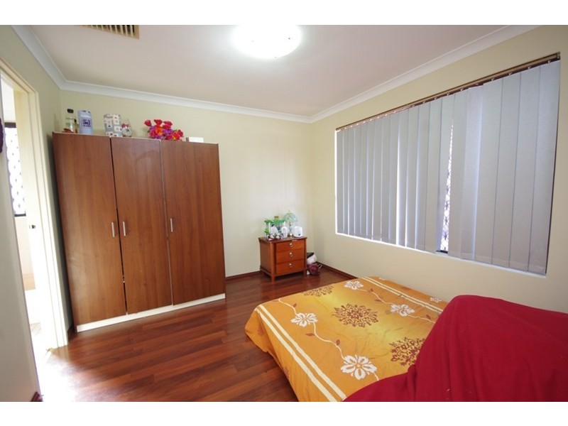 15 Cedar Court, Mirrabooka WA 6061