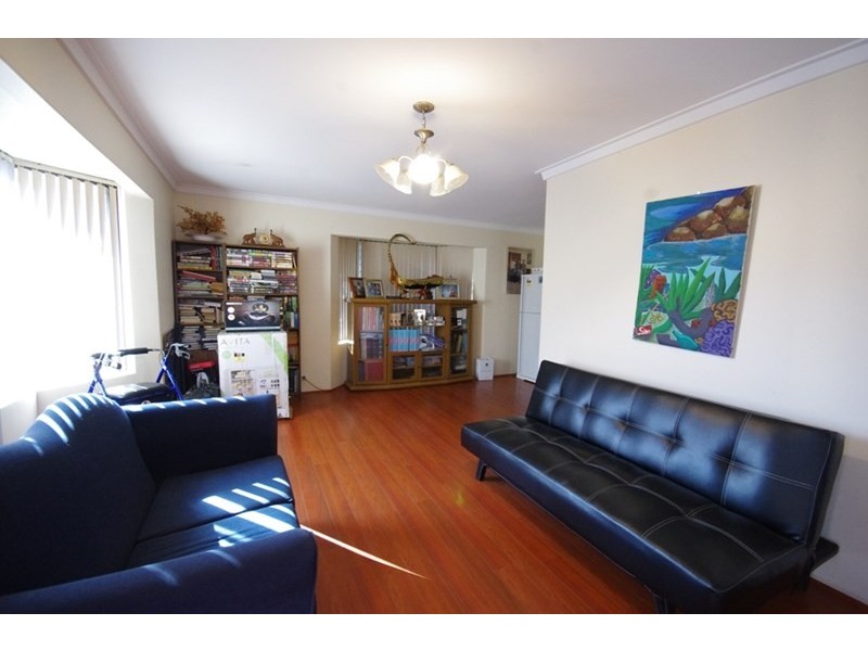 11 Tinsel Place, Mirrabooka WA 6061