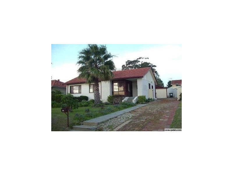 378 Flinders Street, Nollamara WA 6061