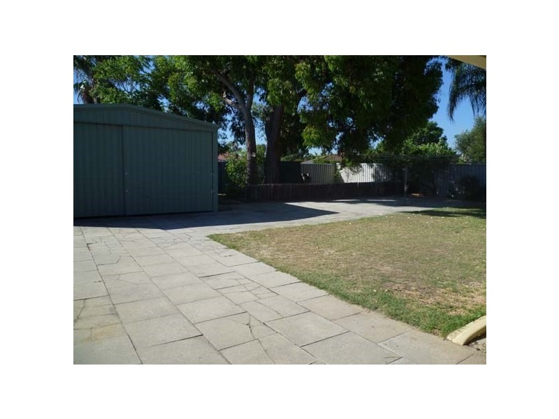 37 Gossamer Avenue, Mirrabooka WA 6061