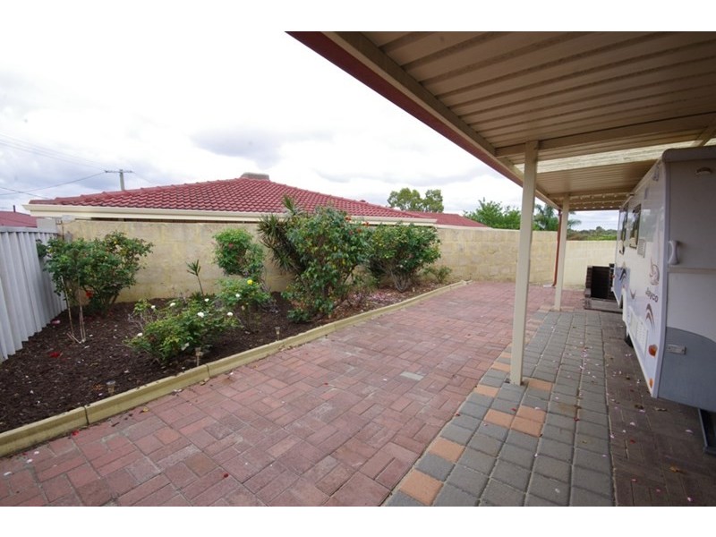 15 Foxglove Gardens, Mirrabooka WA 6061