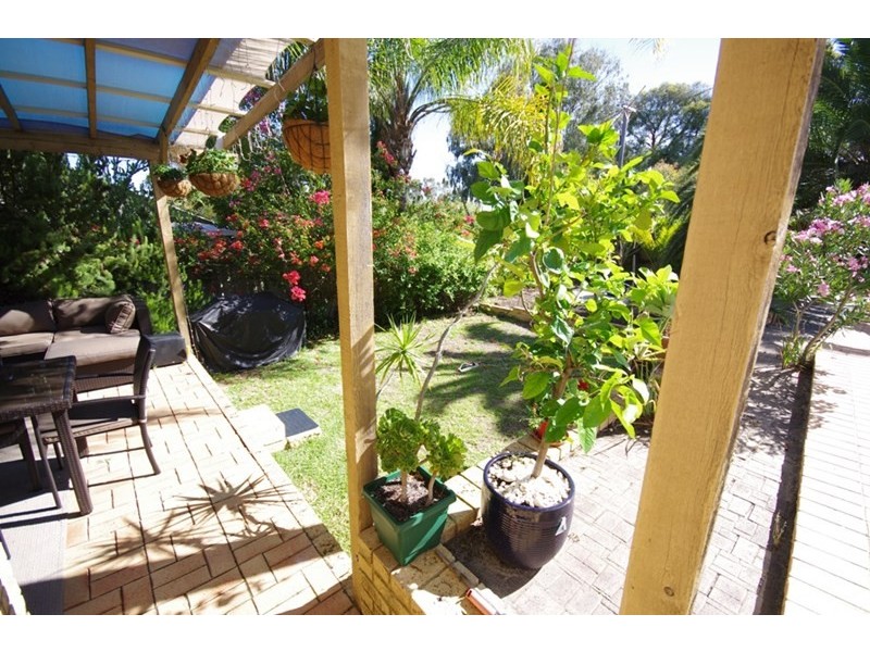 30 Rochford Way, Girrawheen WA 6064