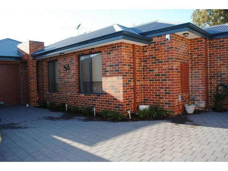 17D Loughton Way, Balga WA 6061